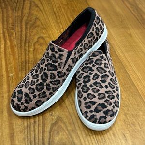 Skechers Spot On Slip-On Sneaker
